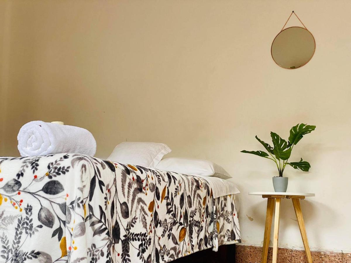 Bed and Breakfast Casa Del Centro Морелия Экстерьер фото